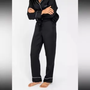 NWT- Ettitude- Sateen Pj Pants- Onyx‎ Medium