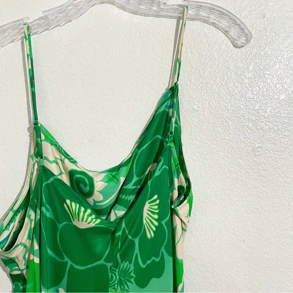 NWT Farm Rio Tropical Groove Circle Cut-Out Midi Dress in Green Floral Print