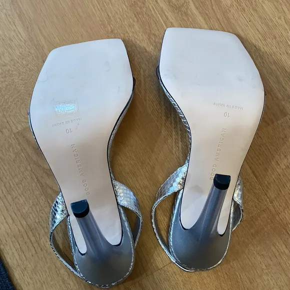 NWT: Good American Open Square Toe Heels Silver Snake Size 10