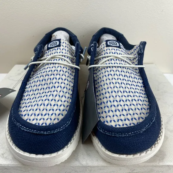 NWT Hey Dude Wally Woven Slip On Travel Shoe