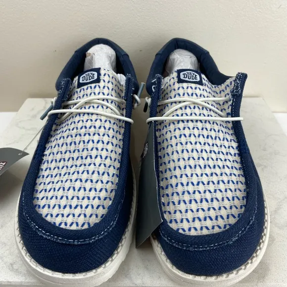 NWT Hey Dude Wally Woven Slip On Travel Shoe
