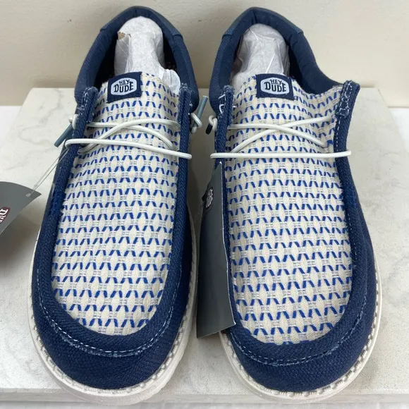 NWT Hey Dude Wally Woven Slip On Travel Shoe