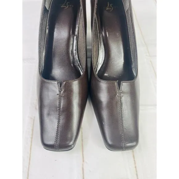 NWT Lifestride Carrie brown leather square toe pumps heels size 9