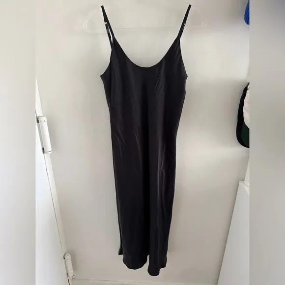 NWT Lunya washable silk bias slip dress