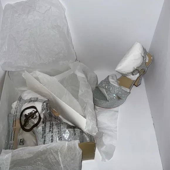 NWT Michael Kors • Leona Platform Heels (silver rhinestones)