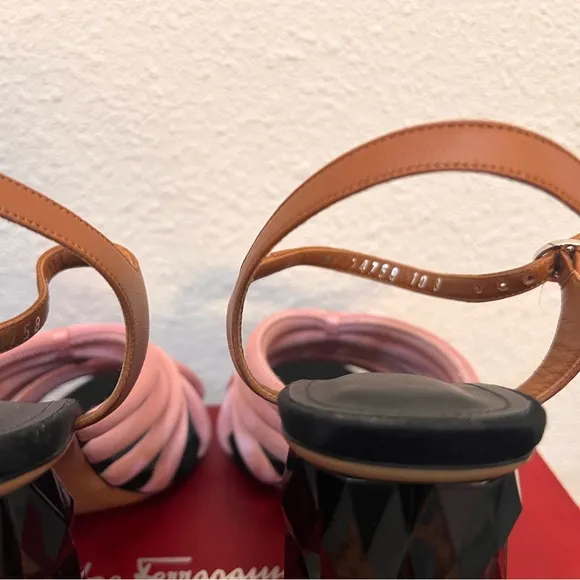 NWT Salvatore Ferragamo Amalia Pink Block X5 Heels