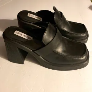 NWT Steve Madden Mules, Clogs, Platform, Neutral, Block Heel, 4”, Leather, Sz 9