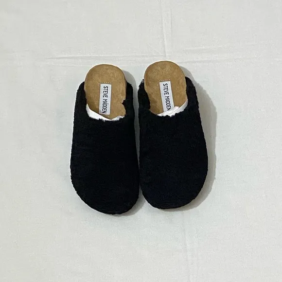 NWT Steve Madden Women’s Black Slip-On, Sherpa Mule, VESA ARCH Size 5.