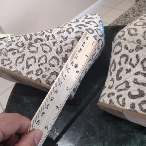 NWT TOMS Cheetah Print Peep Toe Open Toe Wedge Heels