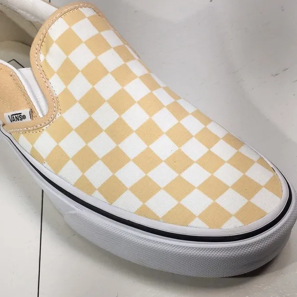 NWT Vans Classic Checkerboard Slip-Ons in Honey Tone Men’s 8 Women’s 9.5
