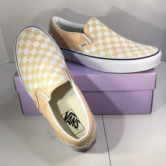 NWT Vans Classic Checkerboard Slip-Ons in Honey Tone Men’s 8 Women’s 9.5