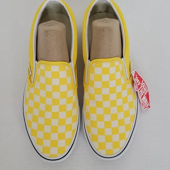 NWT Vans Classic Slip-On Checkerboard Yellow. Unisex Sizes Men's 9.5, Women's 11