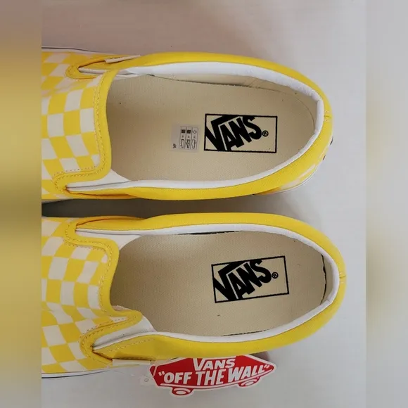 NWT Vans Classic Slip-On Checkerboard Yellow. Unisex Sizes Men's 9.5, Women's 11