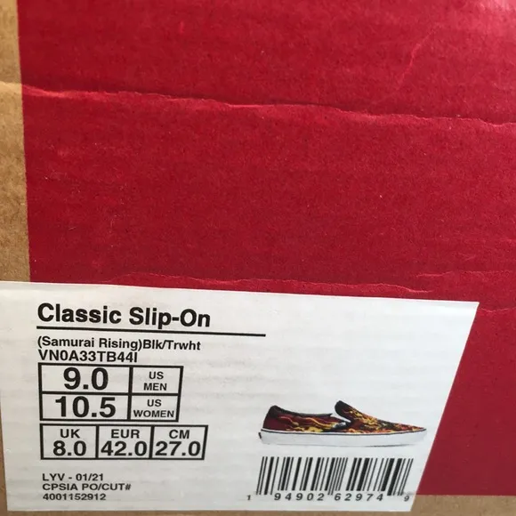 NWT Vans Classic Slip-On Samurai Rising Sneakers Men’s 9