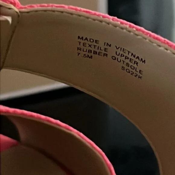 NWT Michael Kors espadrille platform wedge sandals pink 7.5