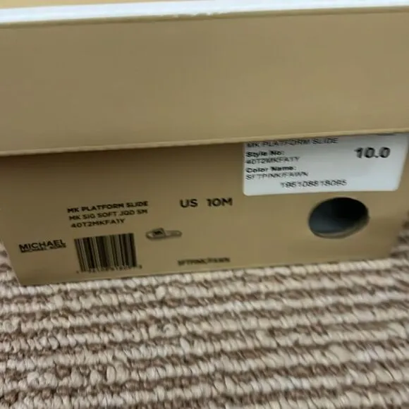 NWT Michael Kors logo platform slides pink 10