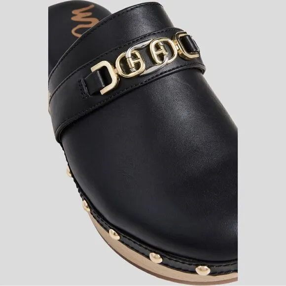 NWT Sam Edelman faux leather black clogs 11