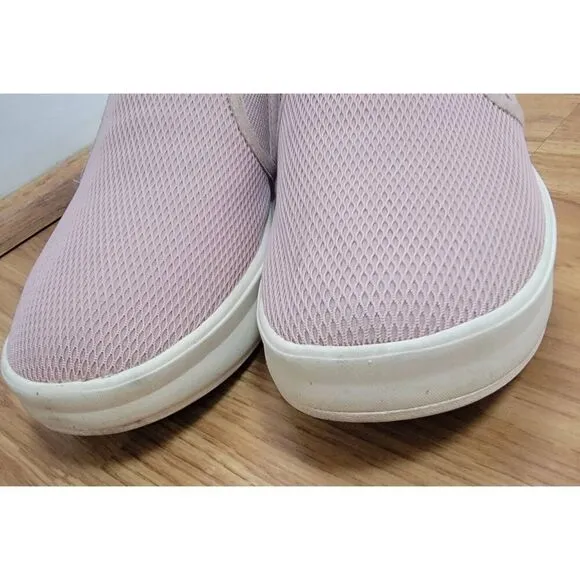 OLUKAI Ki'ihele Rose Dust Pull-On Shoes 7