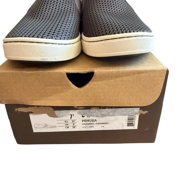 OluKai NWT PEHUEA Slip-on Sneaker - Pavement Women’s Size 7.5