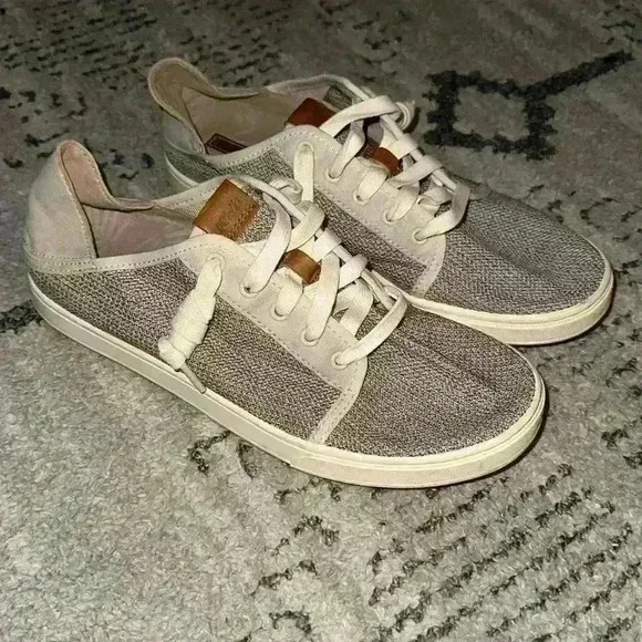 OluKai Pehuea Li Comfort Lightweight Sneakers Shoes Tan Women’s Size 9.5
