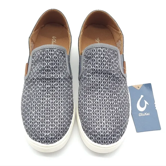 Olukai Women's Pehuea Pa'i Slip On Casual Sneakers Charcoal / Mo'o Size 10