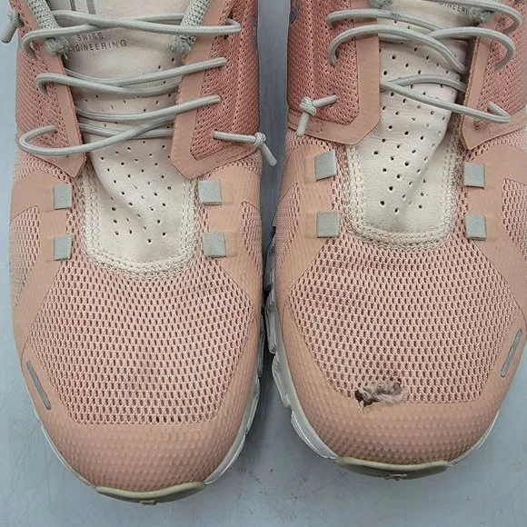 On Running Cloud 5 Womens Size 9.5 Rose Shell Running Shoes Lightweight Athletic