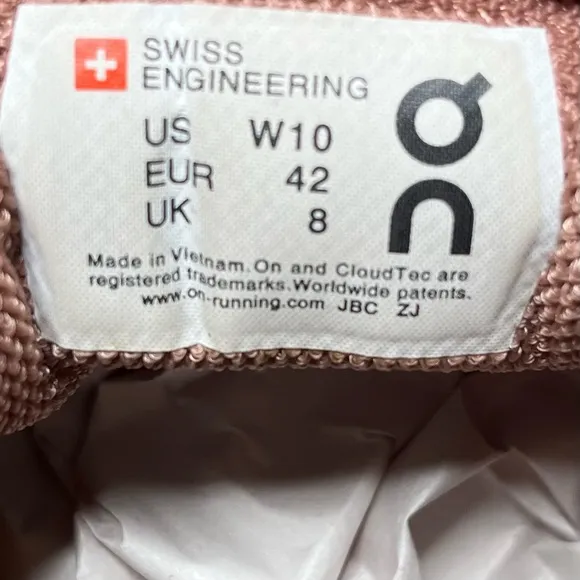 On Running Cloud Dip Womens Size 10 Sneakers Shoes Cork Cocoa Lightweight