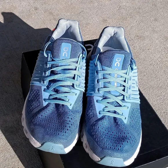On Running Cloudswift  Running Shoes Lake- Sky Blue -White 7.5M (9W)