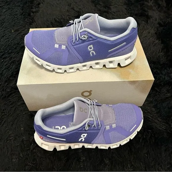 ON CLOUD 5 blueberry feather running lace up shoes sneakers women’s 7 new in box