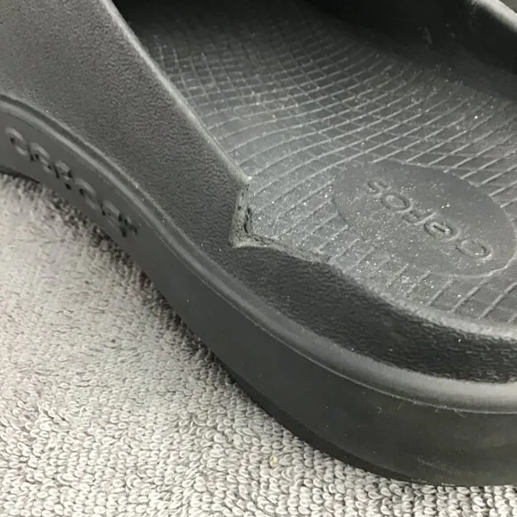 Oofos Oocloog Clog Recovery Athleisure Clog Unisex Size M10/W12