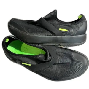 Oofos Oomg Fibre Low Shoes Slip On Sneaker Black Recovery Support Mens sz 9.5