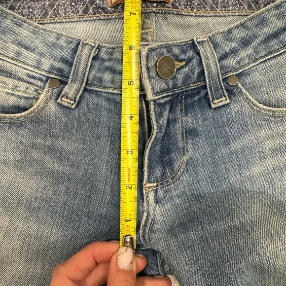 PAIGE Roxbury Low Waist Distressed Jeans Size 24 Light Wash Denim Made in USA