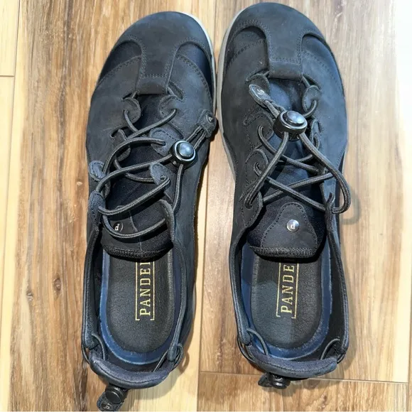 Pandere “Two Step” Style Expandable No Lace Leather Shoes for Swelling, Size 9