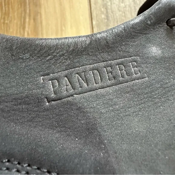 Pandere “Two Step” Style Expandable No Lace Leather Shoes for Swelling, Size 9