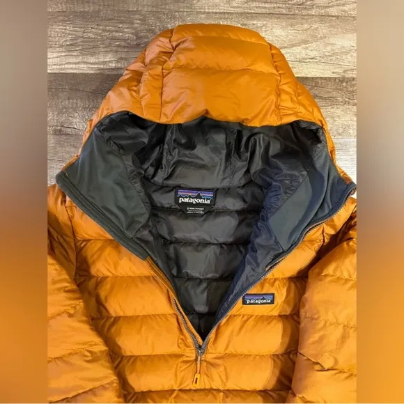 Patagonia Down sweater hoodie Pullover orange rust excellent cond men’s small