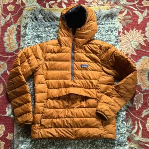 Patagonia Down sweater hoodie Pullover orange rust excellent cond men’s small
