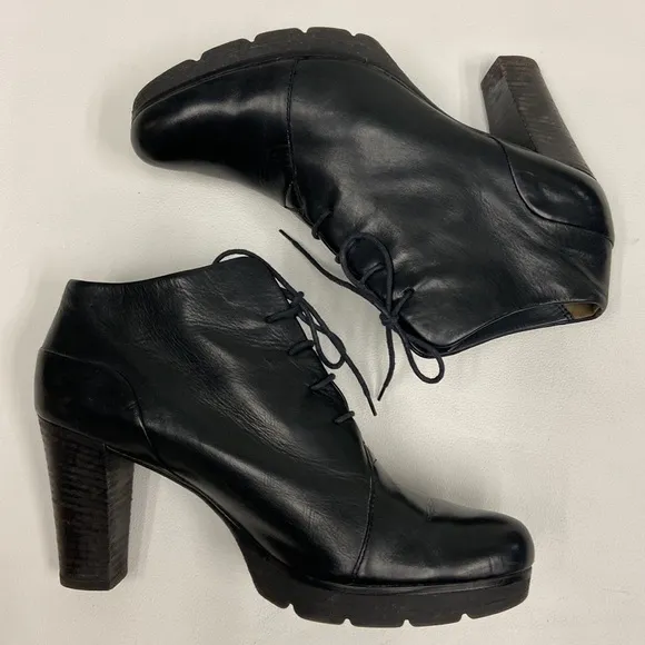paul green black leather heeled oxfords booties Size 8 Quite Luxury