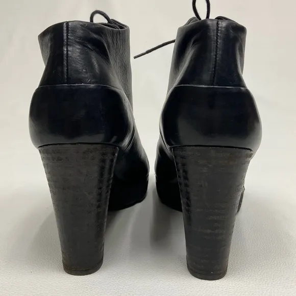 paul green black leather heeled oxfords booties Size 8 Quite Luxury
