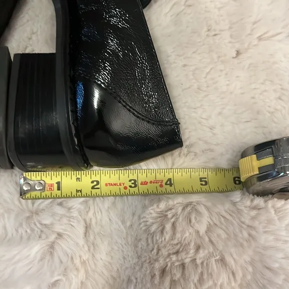 Paul Green Black Patent Leather Block Heel Chain Link Loafers Sz