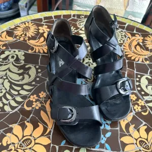 PAUL GREEN SANDAL HEELS WITH BUCKLE Sz: 6.5