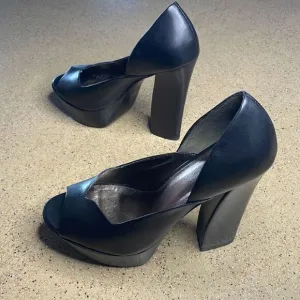 Pelle Moda Amelia Black Platform Stiletto Open Toe High Heels 7