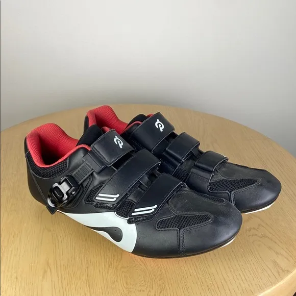Peloton Men's 45 US 11 Cycling Bike Spinning Cleats Biking Shoes Athletic Sporty