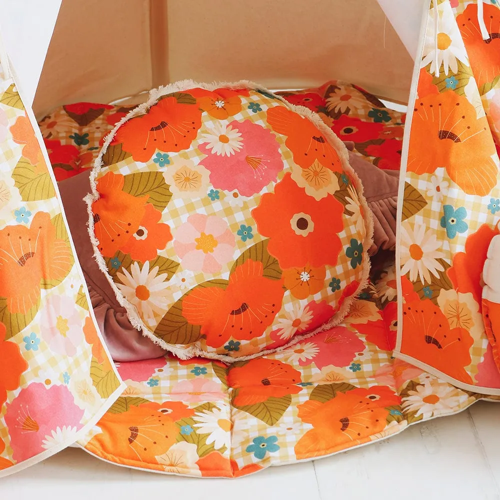 Picnic With Flowers Teepee And Mat Set - Beige, Orange & Green