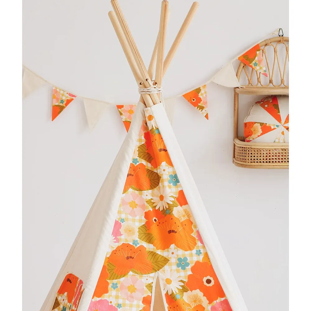 Picnic With Flowers Teepee And Mat Set - Beige, Orange & Green