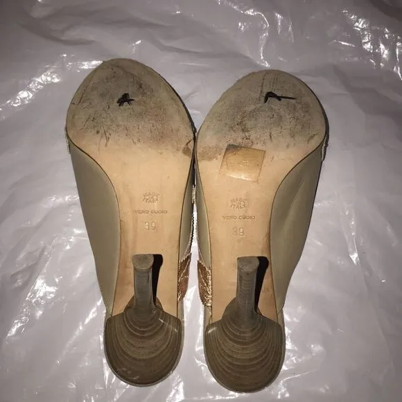 Pollini Hand Crafted Italian Leather Heels Open Toe Size 39 Floral