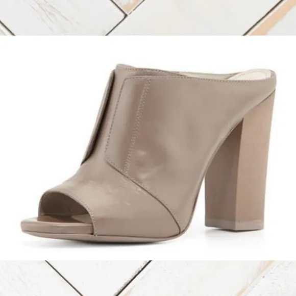Pour La Victoire Eva Mule Slip On Blocked Heels