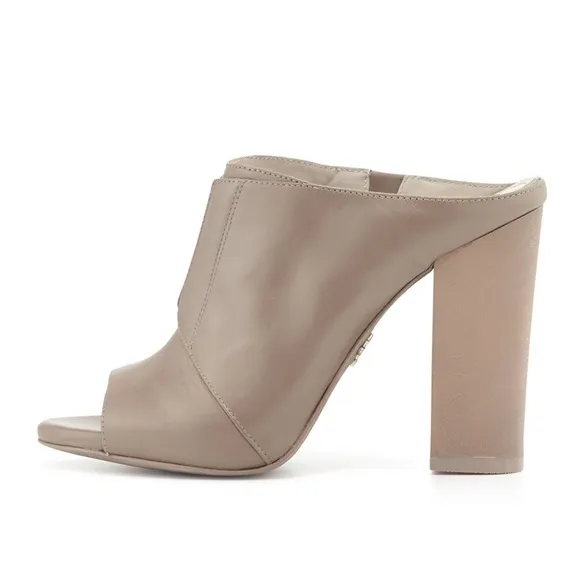 Pour La Victoire Eva Mule Slip On Blocked Heels