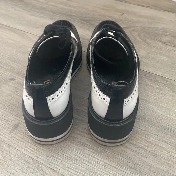 PRADA Bicolor Leather platform Oxfords / brogues