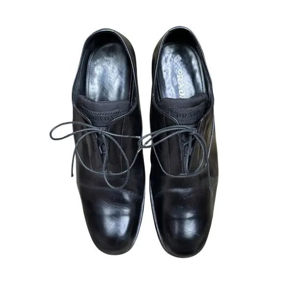 Prada black leather lace up oxfords minimalist preppy office logo detail sz 40