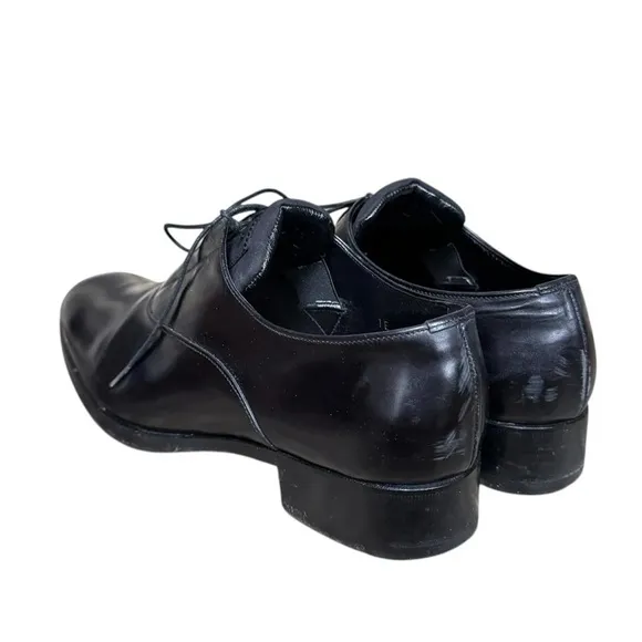 Prada black leather lace up oxfords minimalist preppy office logo detail sz 40